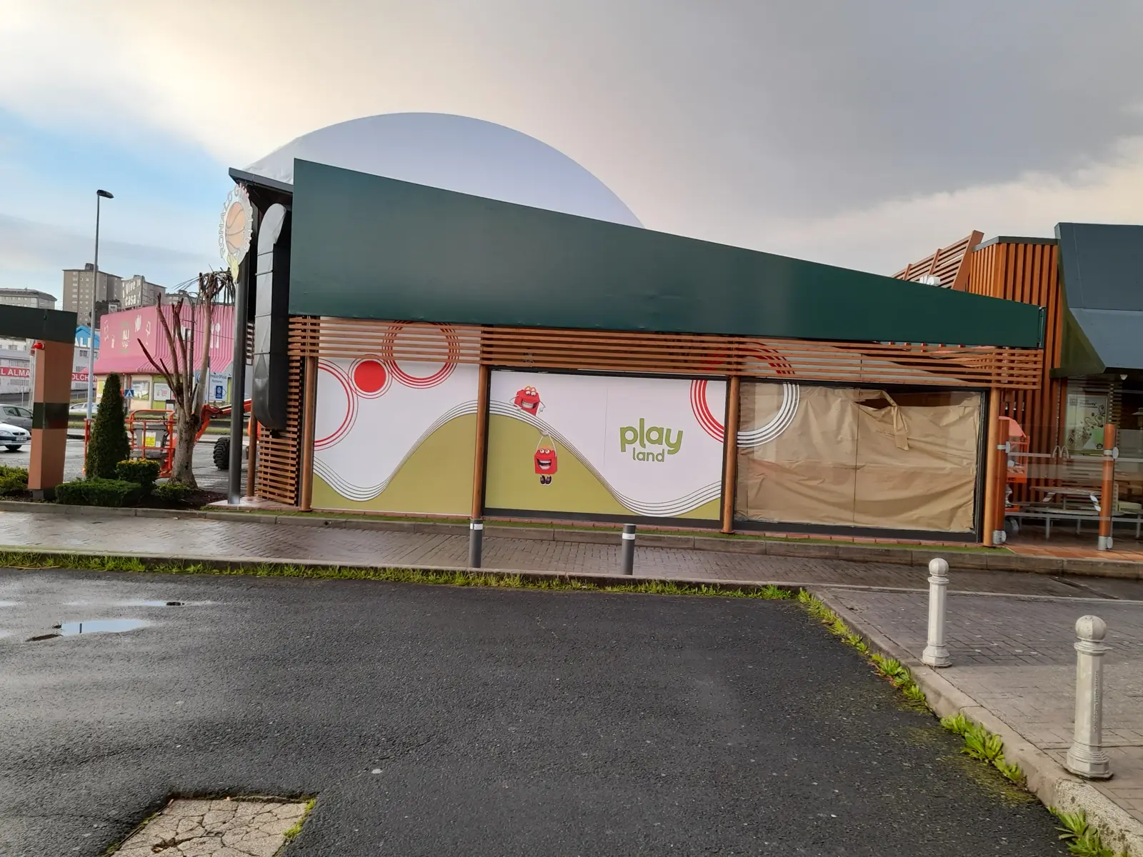 Publicidad exterior · proyecto real de Unical