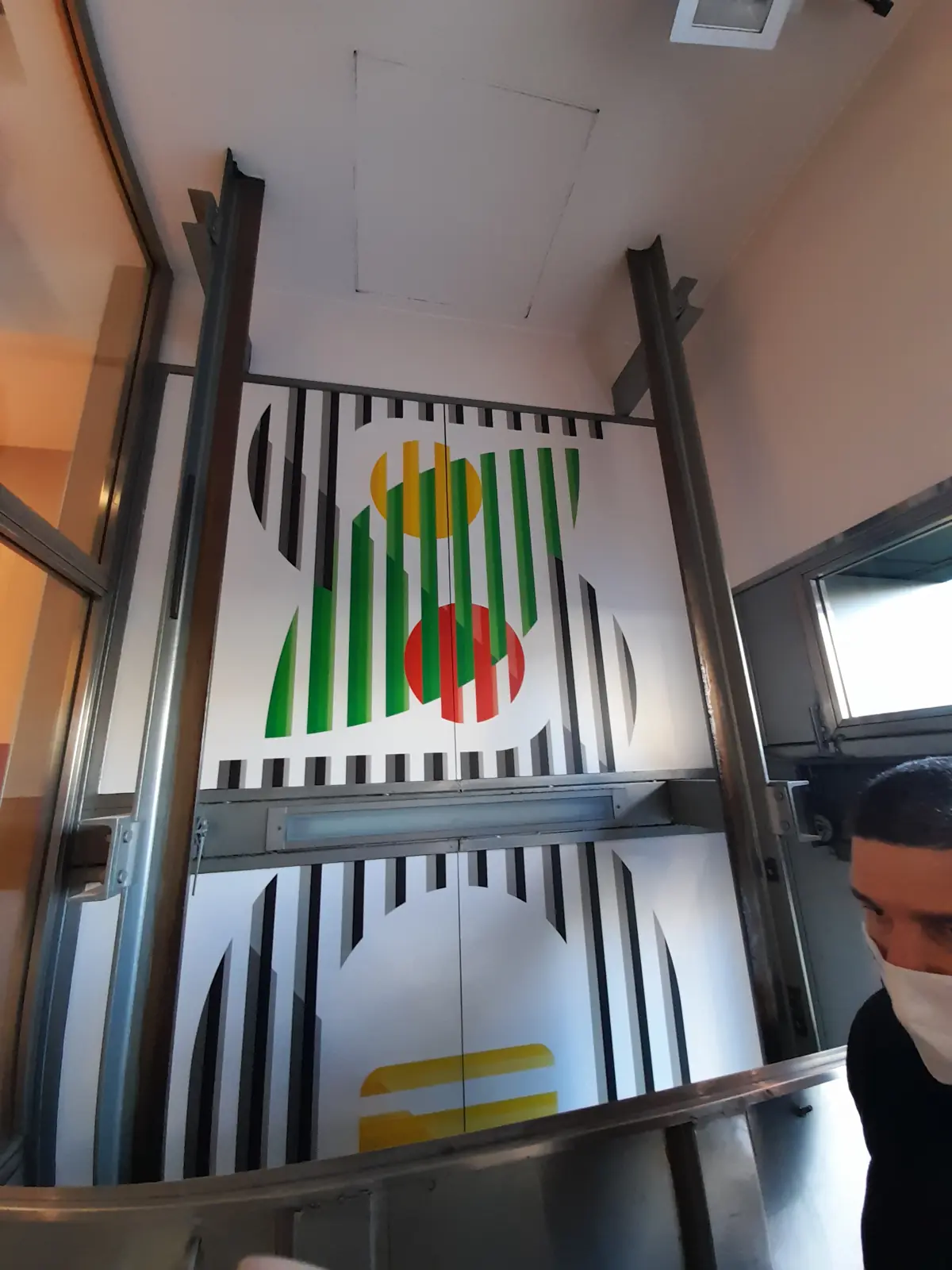 Vinilos y decoración · proyecto real de Unical